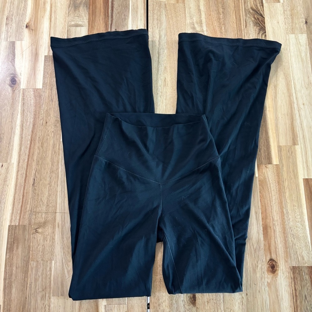 Aerie Real Me Xtra Flare Leg